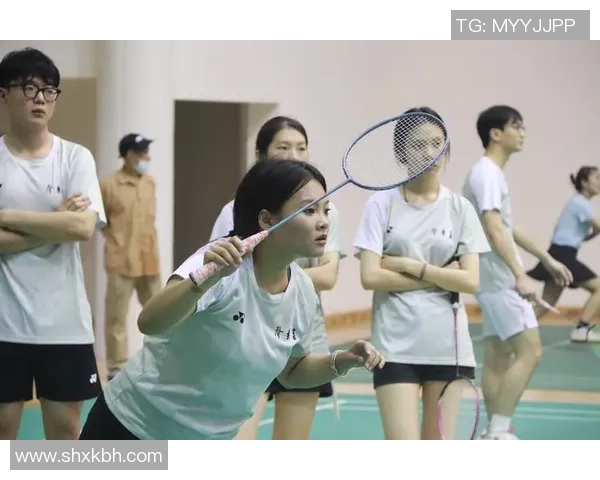 武汉羽毛球队状态引发热议球迷对表现和未来发展各抒己见